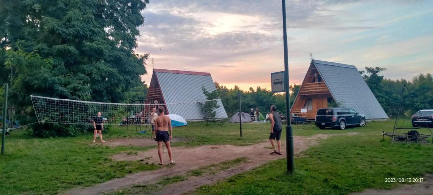 Domki Nad Jeziorem I Pod Lasem Villa Zdbice Exterior foto